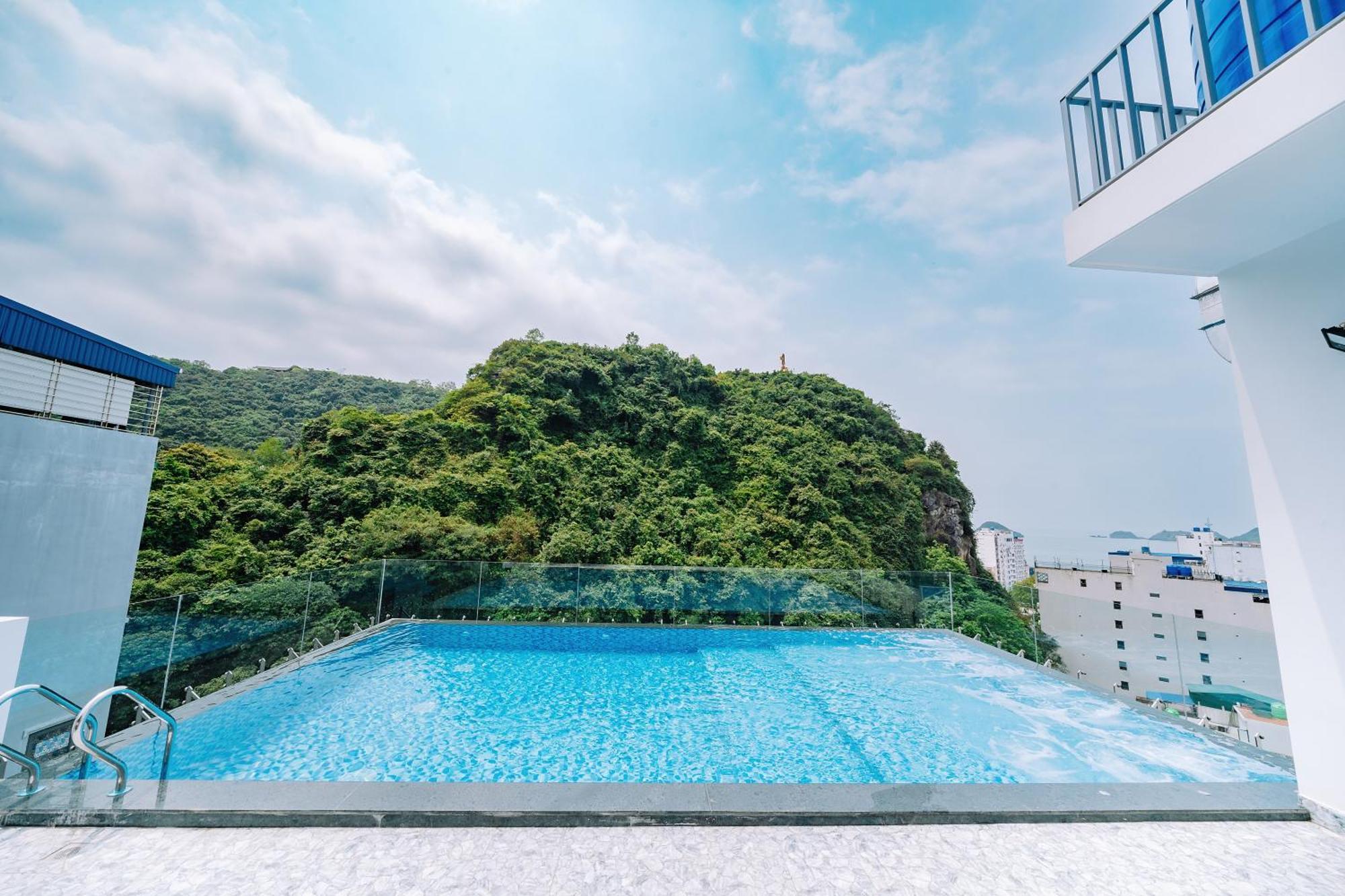 Sand Hotel カットバ島 エクステリア 写真